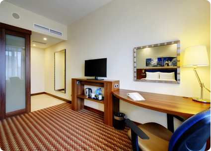Hampton by Hilton Volgograd Profsoyuznaya Standard Queen Room.png